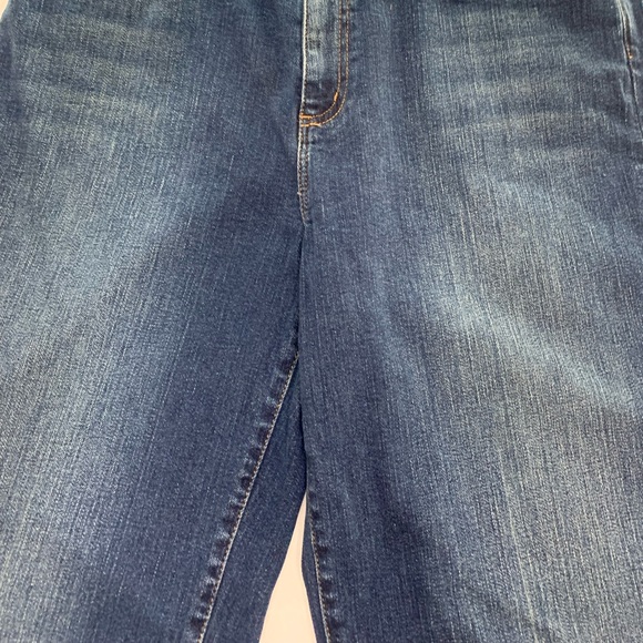 Ralph Lauren Women’s Jeans Size 12 EUC Med Wash - Picture 4 of 16